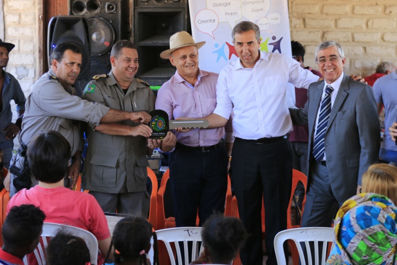 Coronel Sílvio, Prefeito João Neto, José Eliton, Gilberto Marques no evento em Cavalcante