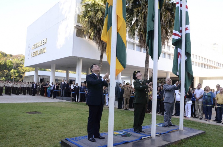 Marconi, general Mauro Sinott e o presidente da AL, Helio de Sousa