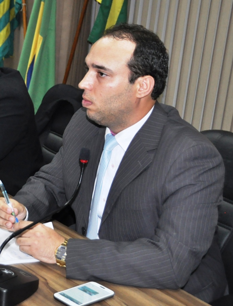 Saullo Adorno permanece na câmara apesar da condenação