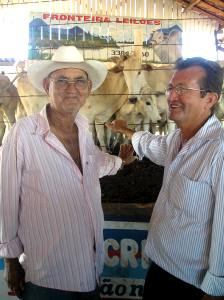Otávio Mendonha e o prefeito Misael Teixeira – parceria que gera empregos e renda em Montividiu