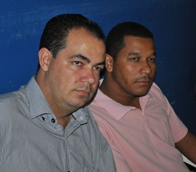 Israel (esq.) é pré-candidato do PSL. Ao lado de Erivaldo Piqui