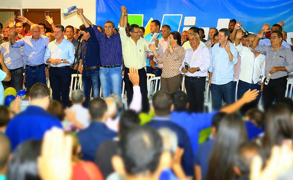 Wilton Barbosa teve o seu nome oficializado na cidade de Posse para disputar as eleições de outubro com apoio de José Eliton e dos principais caciques do PSDB do Estado: unidade