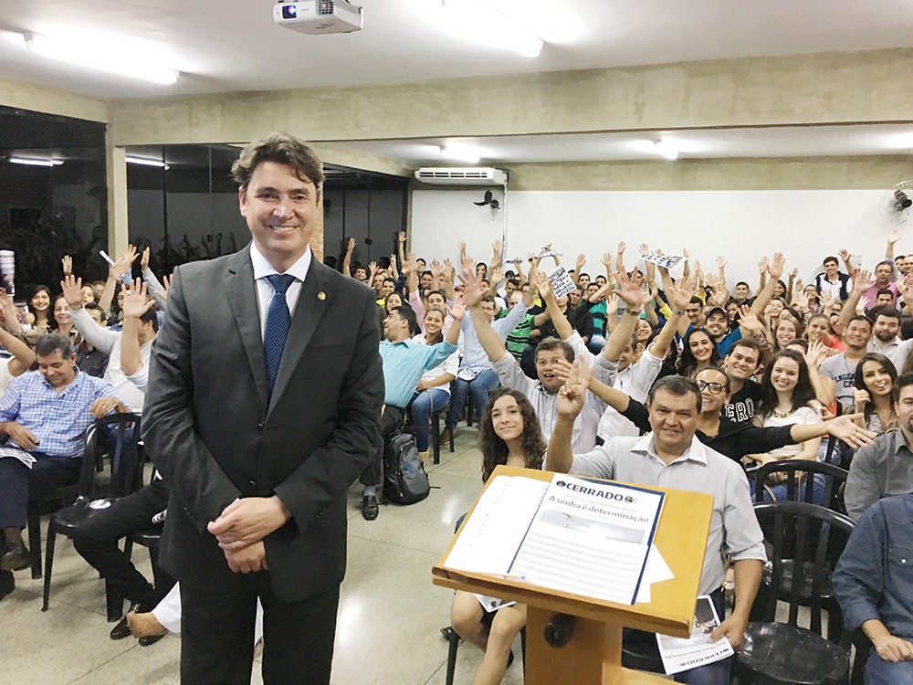 Wilder fez palestra na Facer para falar sobre como obter sucesso através dos estudos
