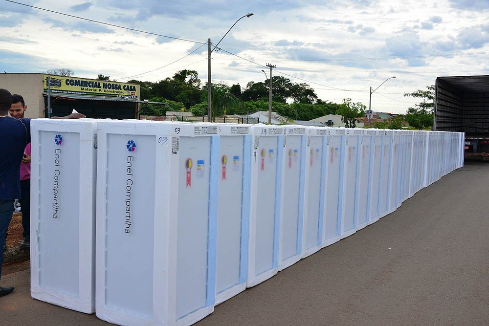 Troca de geladeiras foi realizada na cidade de São Miguel do Araguaia: para reduzir consumo de energia