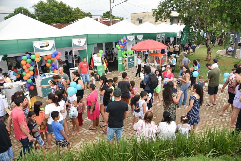 Evento leva atendimentos sociais e médicos em Uruaçu