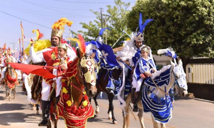Cavalhadas fazem parte das tradições culturais de Pilar de Goiás
