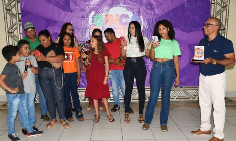 Estudantes da EM José Mariano Vencedora do Grito de Guerra