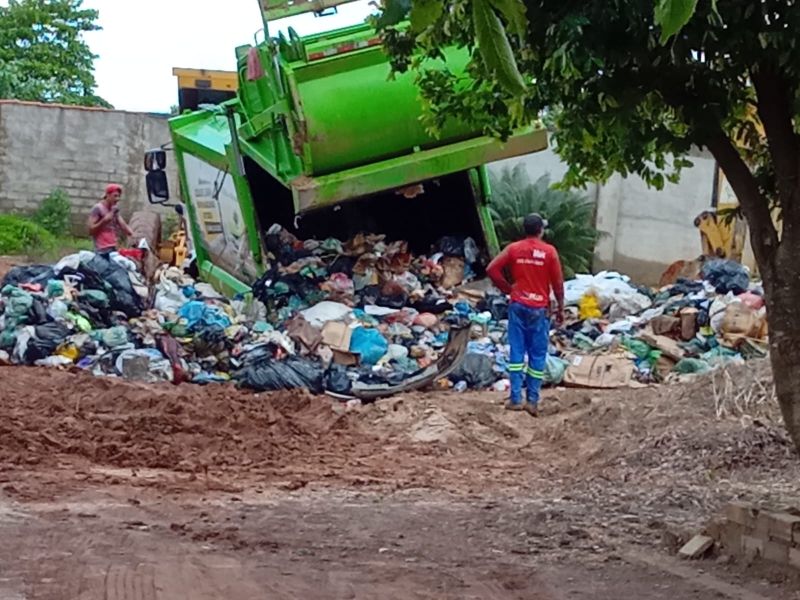 O retrato do abandono na cidade de Campinorte: falta ação da prefeitura para resolver problemas