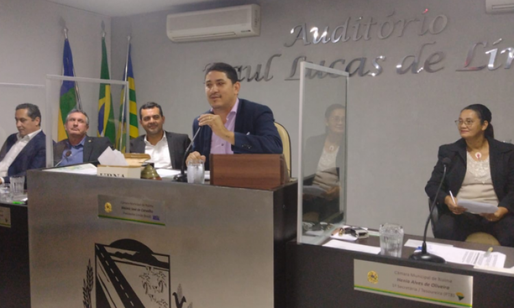 Presidente Matozinho conduz trabalhos