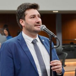 Deputado Wagner Neto é autor da proposta que homenageia o piloto Rubens Barrichello