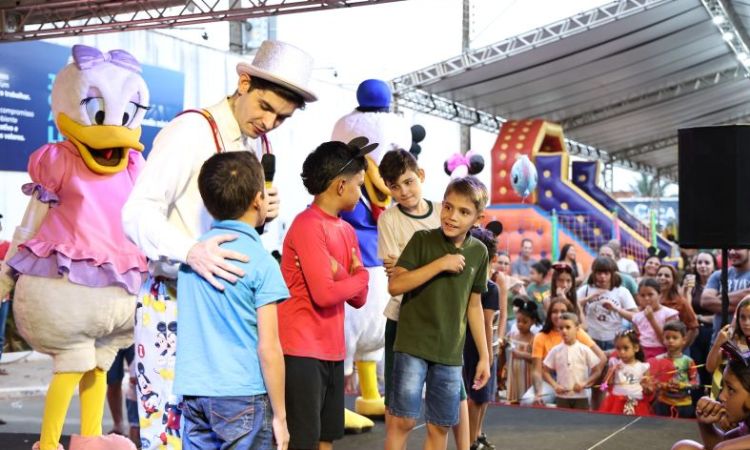 Crianças se divertiram durante a festa em Alto Horizonte