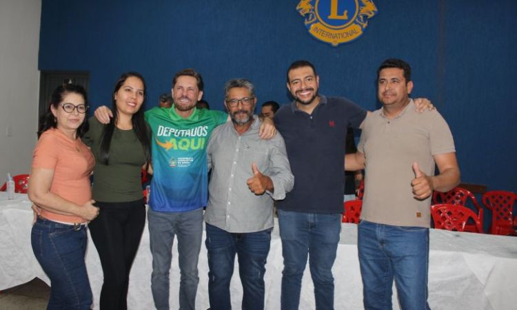 Visita institucional de Bruno Peixoto a Rialma se transforma em grande ato de liderança
