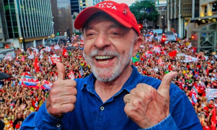 Lula vence Flávio Bolsonaro e comandará o Brasil pela quarta vez