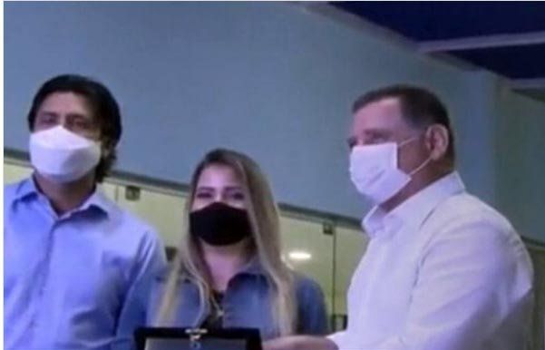 Paulinho, prefeito de Hidrolândia, ao lado do ex-governador Marconi