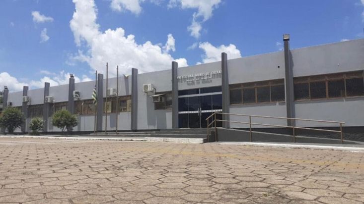 Fachada da Prefeitura de Crixás. Supostas denúncias estão sendo todas rechaçadas pela atual gestão