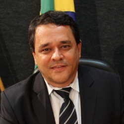 Vereador MÃºcio Santana foi preso na CÃ¢mara Municipal de GoianÃ©sia 