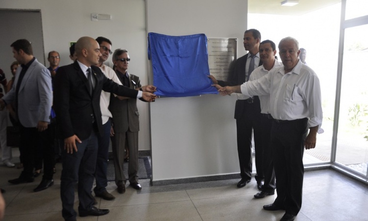 Descerramento da placa inaugural do CartÃ³rio Eleitoral de GoianÃ©sia
