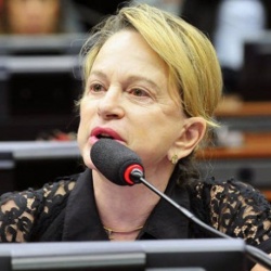 Magda Mofatto pode colocar seu nome na disputa em Caldas Novas