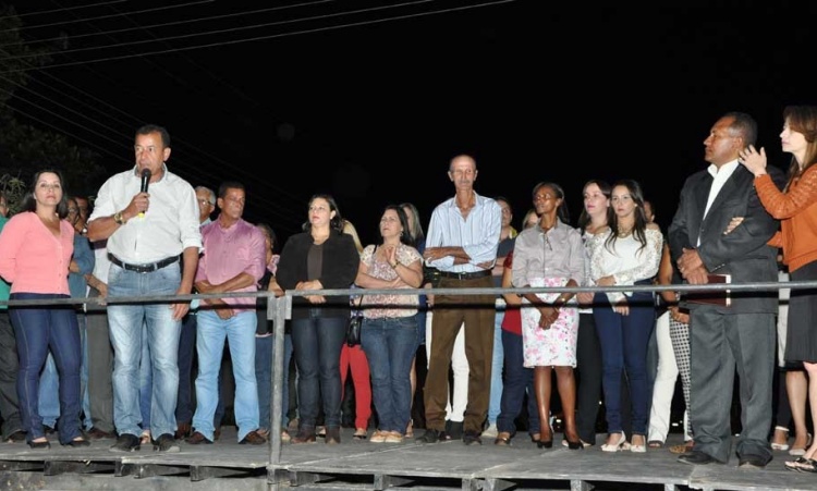 Luiz Teixeira inaugurou reforma da UBS no Povoado IndaianÃ³polis: mais uma unidade de saÃºde que recebe investimentos da atual administraÃ§Ã£o