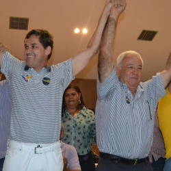 Robson Tavares e o prefeito Jalles Fontoura: dobradinha que se repete em GoianÃ©sia para ficar no poder