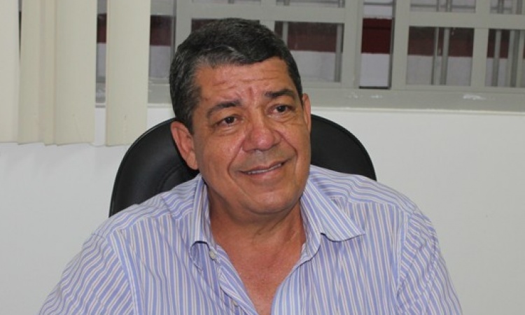 Geraldo Martins busca a reeleiÃ§Ã£o na cidade com apoio de 16 siglas