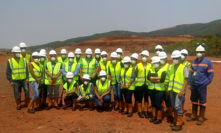 Alunos do curso de MineraÃ§Ã£o da UEG de NiquelÃ¢ndia visitaram a planta industrial da Anglo American em Barro Alto: aulas na mina de extraÃ§Ã£o