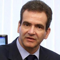 SecretÃ¡rio Leonardo Vilela anuncia o repasse para os municÃ­pios