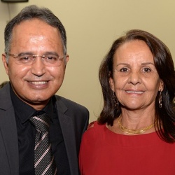Prefeito eleito NÃ©lio Pontes e a vice AzaÃ­de: otimismo em SÃ£o Miguel