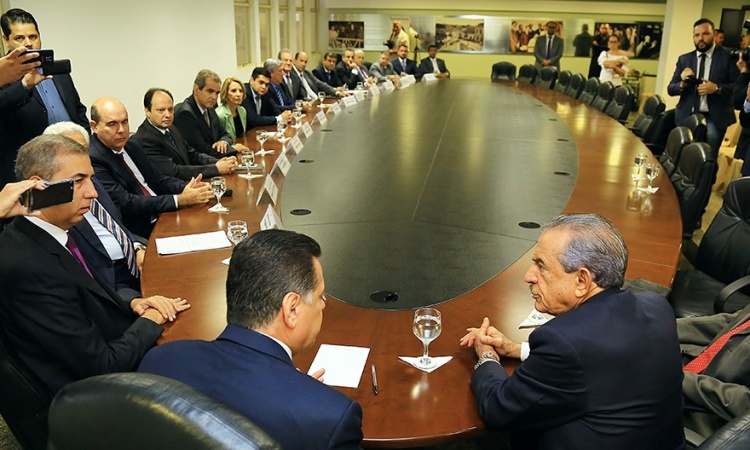 ReuniÃ£o de trabalho entre o staff do governador Marconi Perillo com o prefeito Iris Rezende