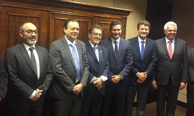 Pedro Fernandes, Jovair Arantes, JÃºlio e autoridades em BrasÃ­lia