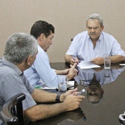 MÃ¡rio assina termo que garante GoiÃ¡s Fomento em Itapaci: para fomentar ainda mais a economia local