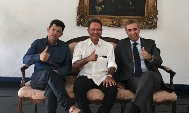 Vereador Batista, prefeito NÃ©lio Cunha e o vice-governador JosÃ© Eliton