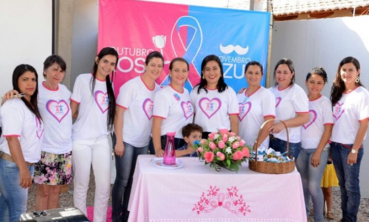 Primeira-dama Beatriz e equipe da saÃºde da prefeitura: aÃ§Ã£o para prevenÃ§Ã£o de casos de cÃ¢ncer de mama