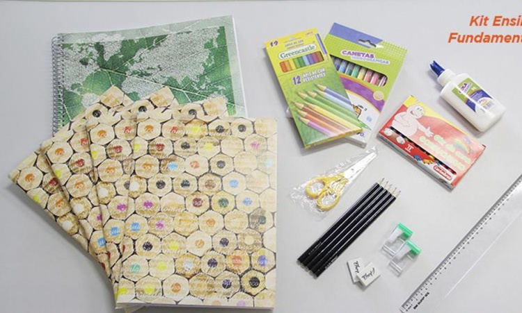 Kit escolar para alunos do ensino fundamental do municÃ­pio de GoianÃ©sia