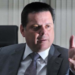 O governador Marconi Perillo Ã© o PolÃ­tico do Ano, segundo jornalistas