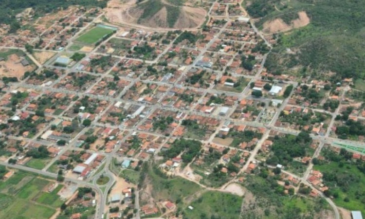 Vista aÃ©rea da cidade de CampinaÃ§u