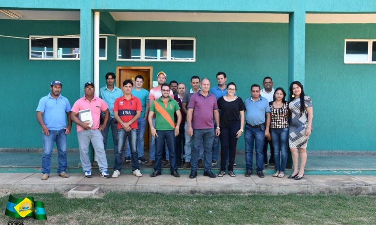 Prefeito Borges e a presidente da CÃ¢mara Municipal participam da entrega de certificados do curso  