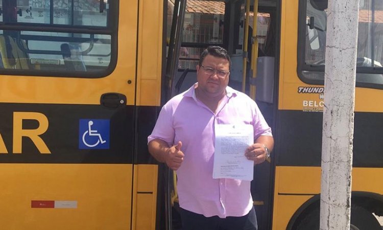 PlÃ­nio Paiva buscou Ã´nibus escolar para atender a cidade de CrixÃ¡s