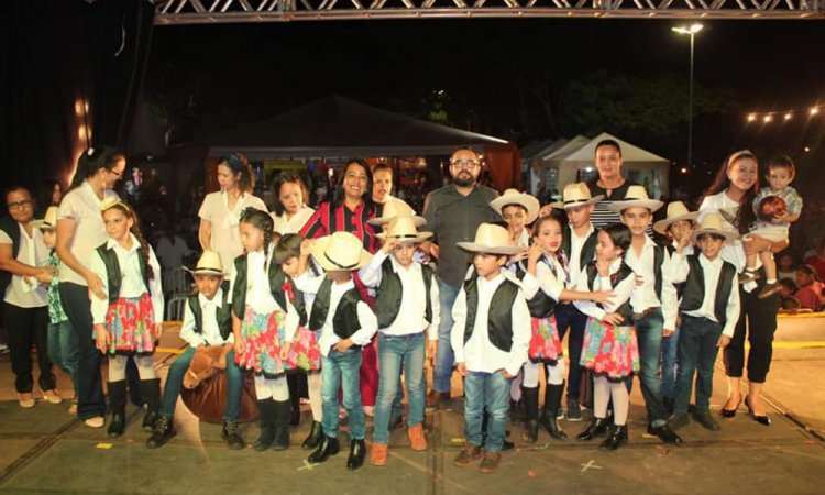Prefeito Fred Vidigal participa da festa junina em Rialma: sucesso de pÃºblico e participaÃ§Ã£o e tradiÃ§Ã£o mantida