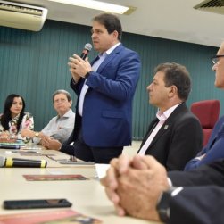 Marcelo Baiochi quer atuaÃ§Ã£o do Sistema S em MinaÃ§u
