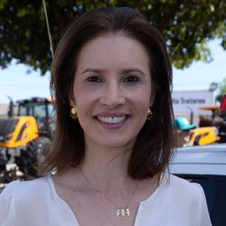 Vanuza Valadares assume a presidÃªncia da Ceasa: representante do Norte