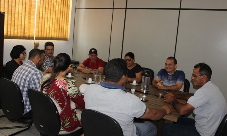 Vice-prefeito JosÃ© AntÃ´nio comandou reuniÃ£o de trabalho com o secretariado da Prefeitura de Guarinos
