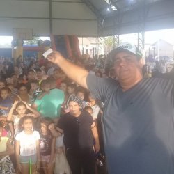 Wagner Cigano garantiu mais uma festa Ã s crianÃ§as do Res. IpÃªs