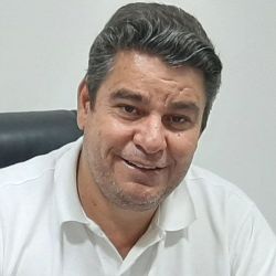 Prefeito Valmir Pedro, candidato a reeleiÃ§Ã£o lidera a corrida