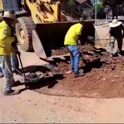 Operação tapa-buracos em Nova América