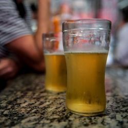 A proibição de dirigir para quem bebe mostra resultados positivos