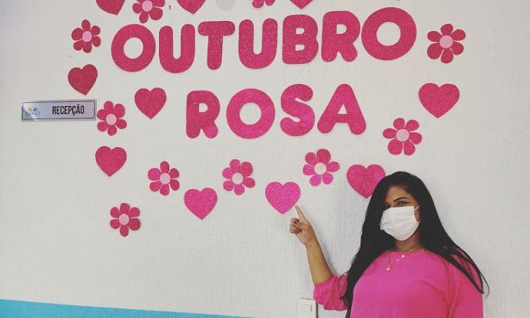 Mês de outubro dedicado ao tratamento e alertas sobre o câncer de mama 