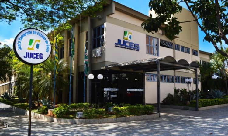 Juceg cuida da abertura de novas empresas no Estado