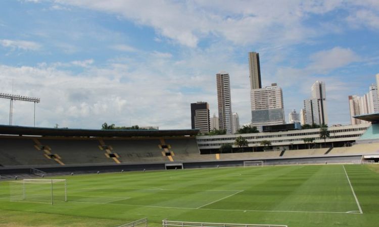 Estádio Serra Dourada completou 48 anos e ainda é protagonista de grandes espetáculos no mundo dos esportes