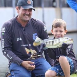 Moradores  participam de torneio de pesca em Carmo do Rio Verde